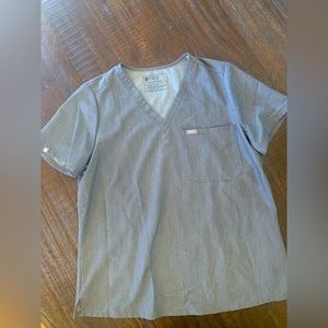 Figs size L graphite scrub top